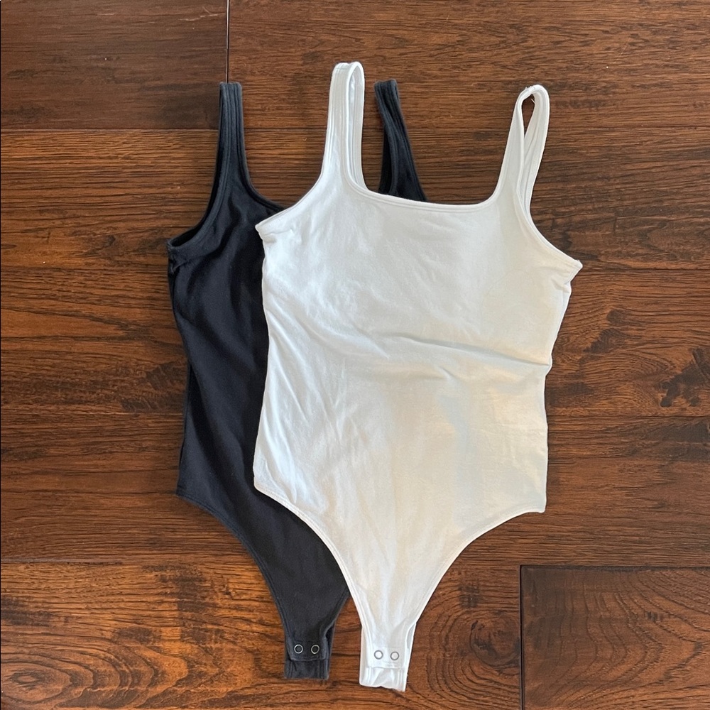 HOLLISTER bodysuits XS